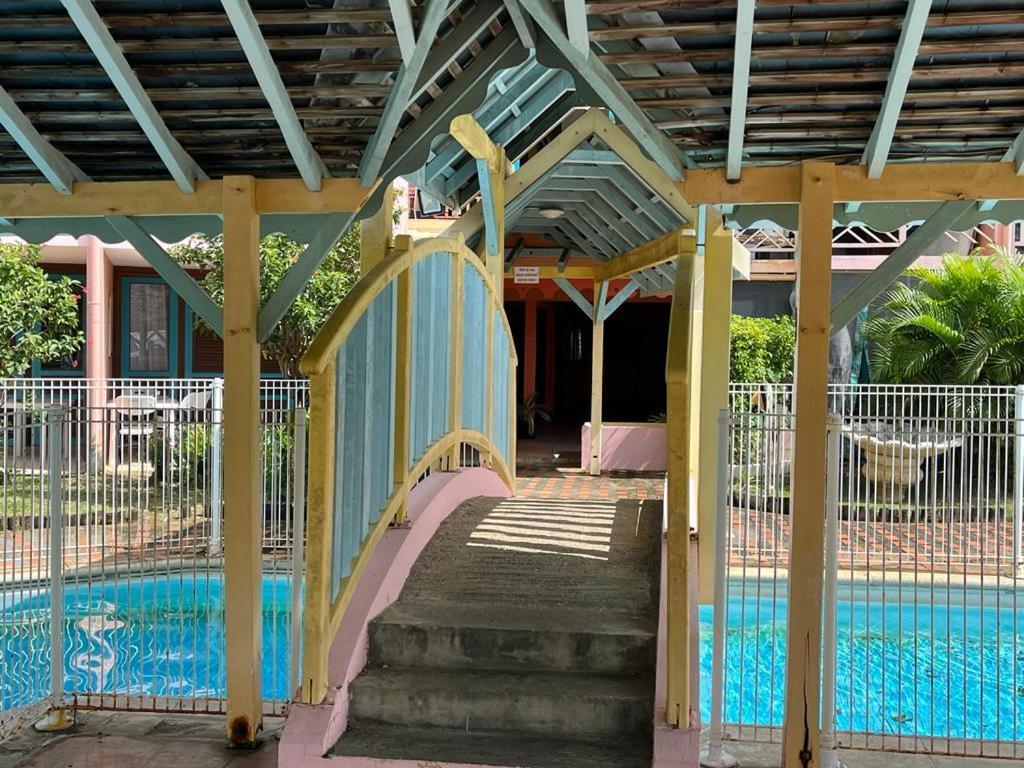 Residence Canouan 4312 Sainte-Anne Bagian luar foto